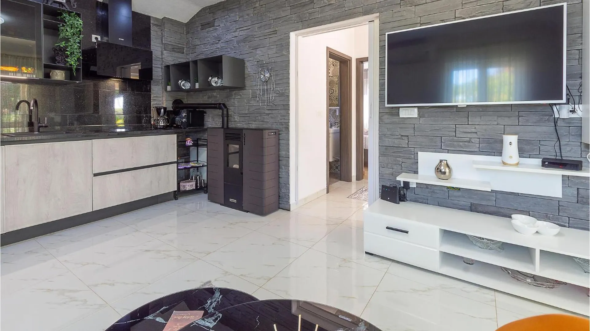 Holiday home Lovely Home In Nedescina With Kitchen